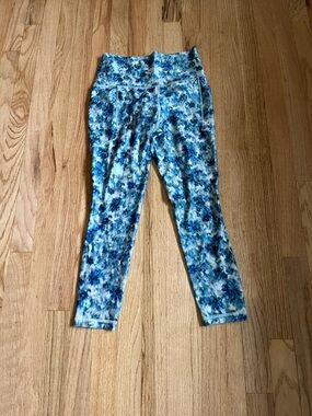 Athleta Blue Floral Print Leggings